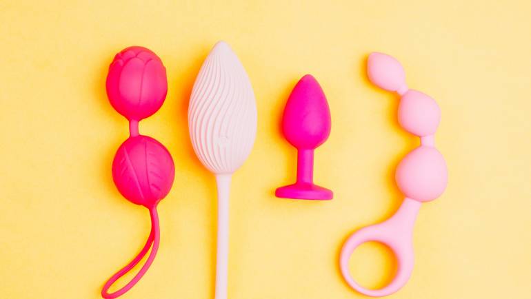 These 3 Surprising Sex Toy Mistakes Could Be Harmful to Your Health!